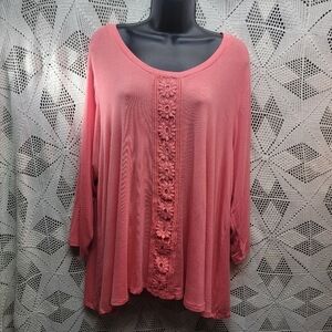 Eyeshadow clothing size 2X peach, half sleeve blouse with lace down front. NWT